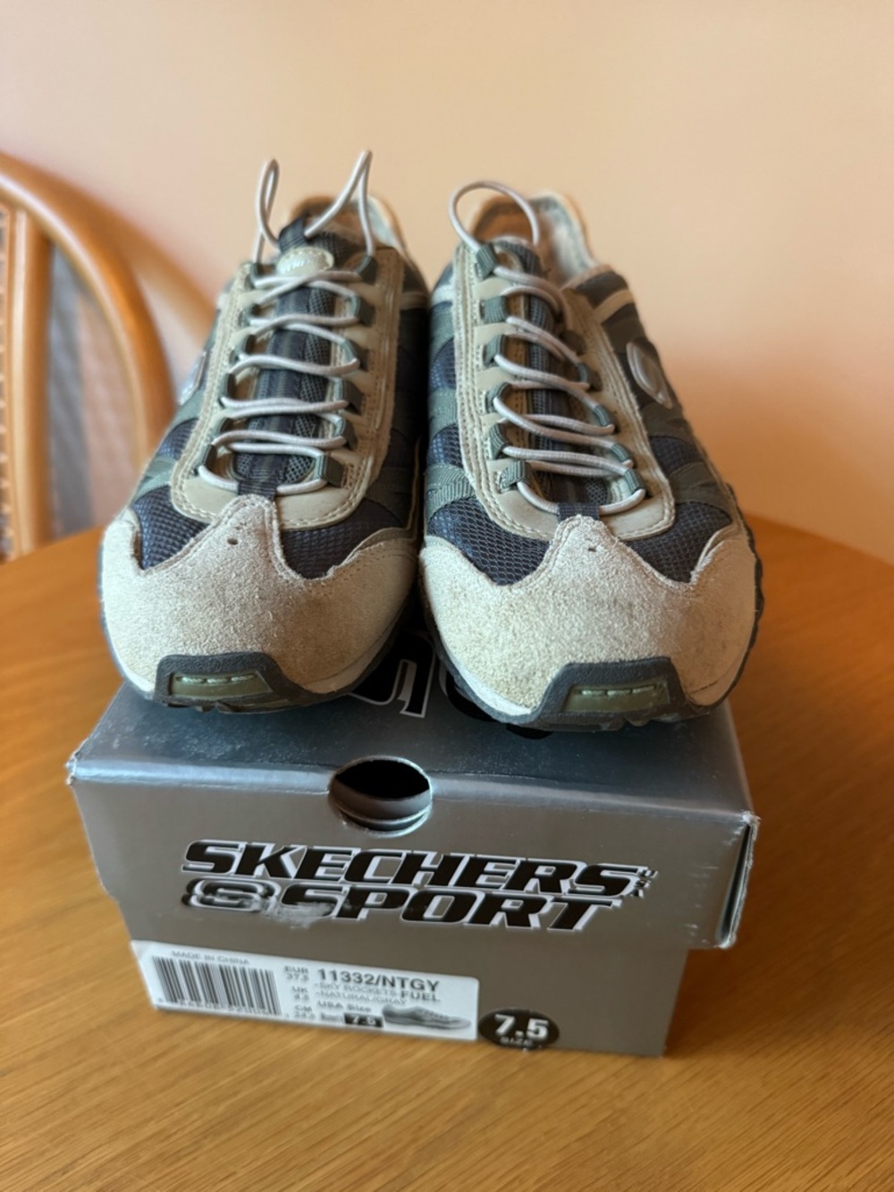 Skechers Sky Rockets Fuel Sneakers 7.5